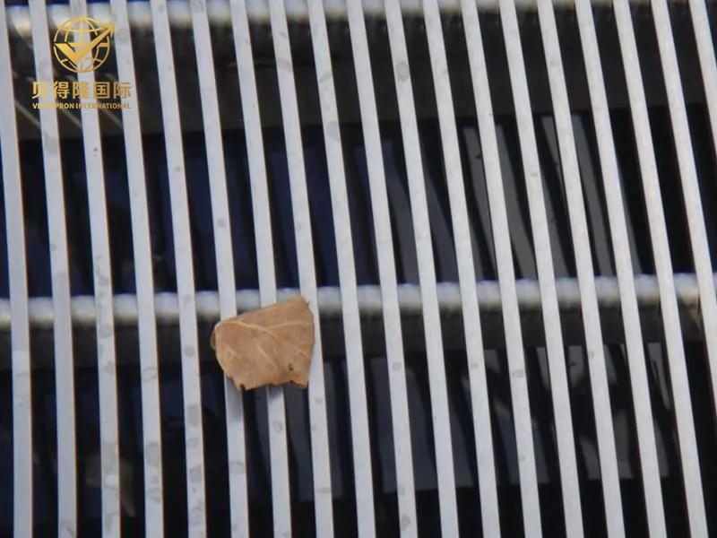 Tela de fio de cunha soldada