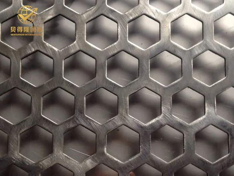 Malha metálica perfurada