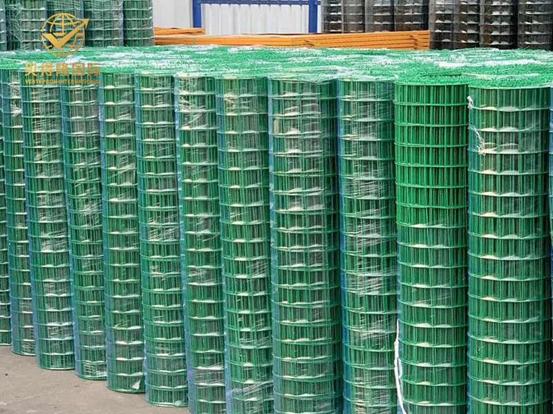 Malha soldada de PVC