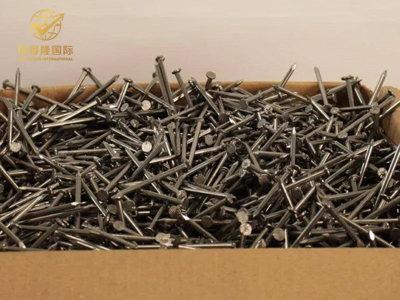 Pregos de arame comuns