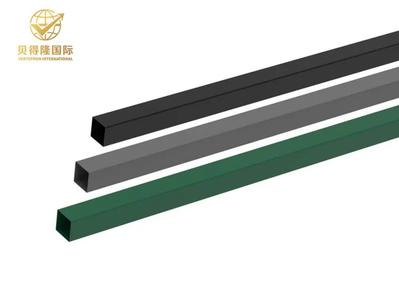 Postes de cerca de metal