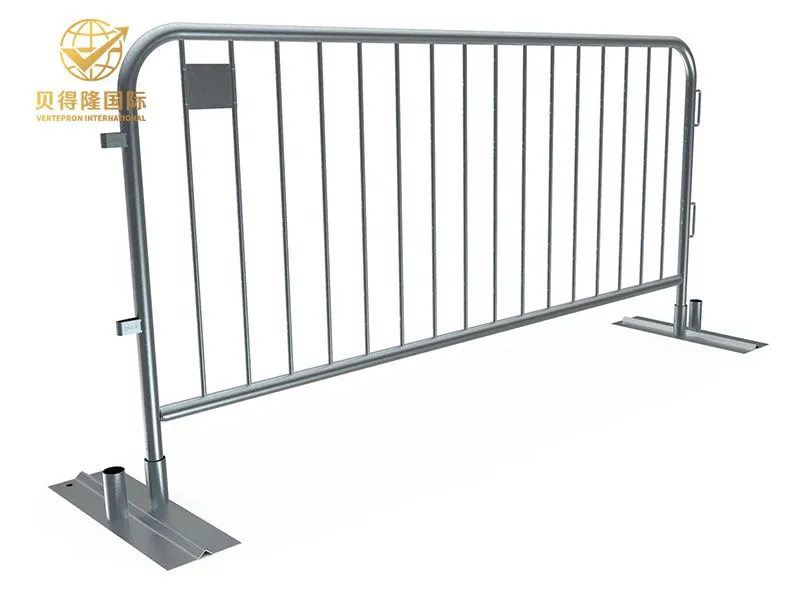 Cerca de barreiras de controle de multidão